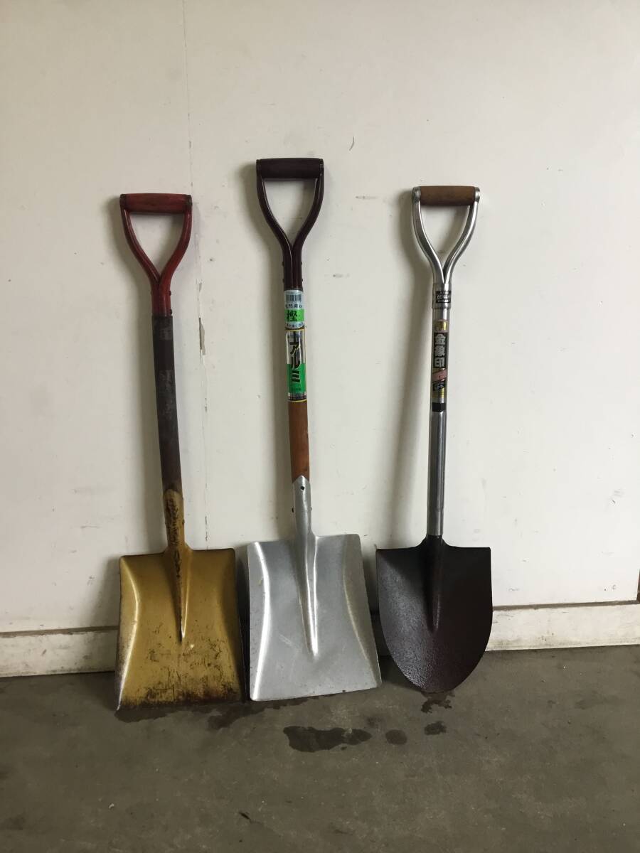 △ y 岐阜発/ スコップ/ 3本セット/ 角スコップ2本/ 剣先スコップ1本/ 農業/ 土木/ 建築/ 現状品/ R7.11/13 △_画像1