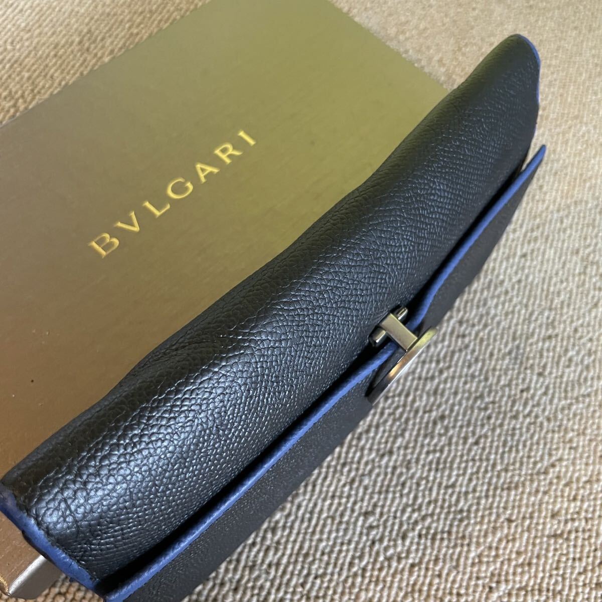  один иен прекрасный товар BVLGARY BVLGARI Be Zero длинный бумажник длинный кошелек двойной бумажник черный Logo любитель принадлежности есть 