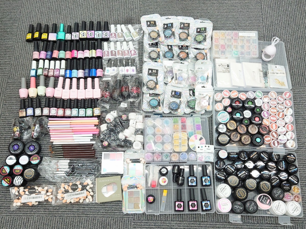 吉【約300点】未使用多数 ジェルネイル セルフ 大量 まとめ キット ライト パーツ ラメ フレーク ストーン ポリッシュ ブラシ マグネット_画像1