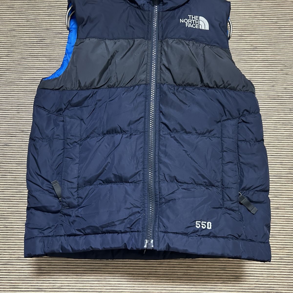 ノースフェイス　ダウンベスト　子供110キッズ　US規格　ネイビー　刺繍F1 古着　入手困難　激レア 希少　人気　ワンポイントロゴ　550FIL_画像4