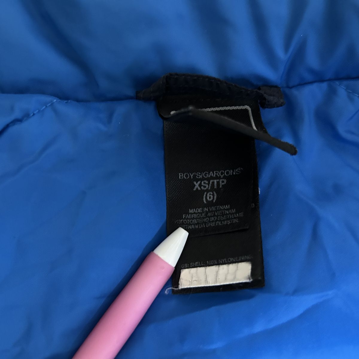 ノースフェイス　ダウンベスト　子供110キッズ　US規格　ネイビー　刺繍F1 古着　入手困難　激レア 希少　人気　ワンポイントロゴ　550FIL_画像9