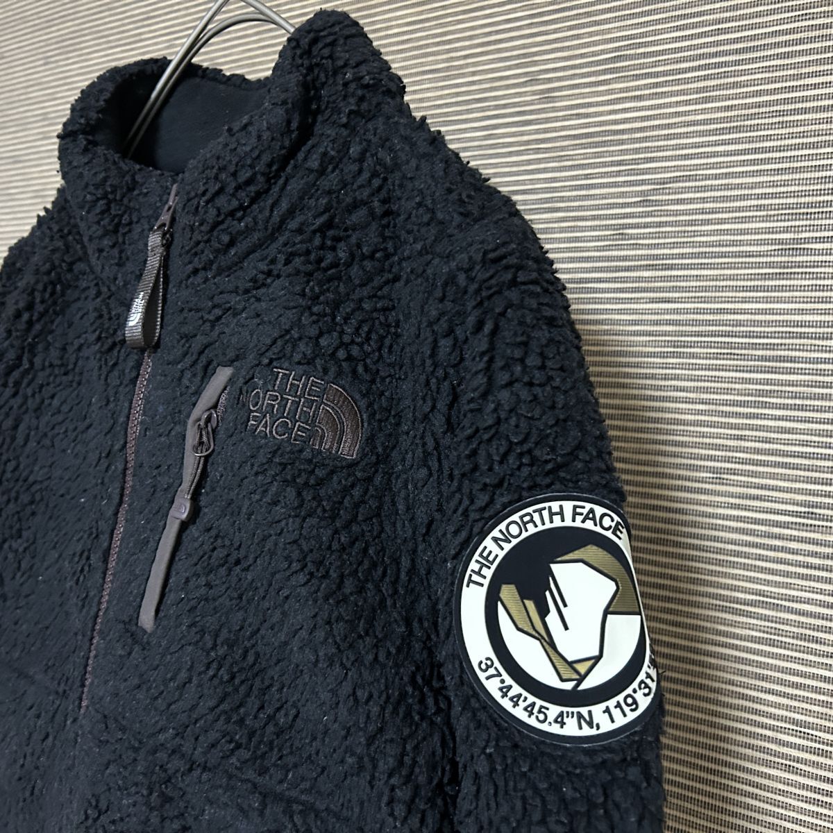 ノースフェイス ボアフリースジャケット黒ブラック 子供110キッズ 刺繍F1 古着 入手困難 激レア 希少 人気ワンポイント 肩ロゴ_画像6