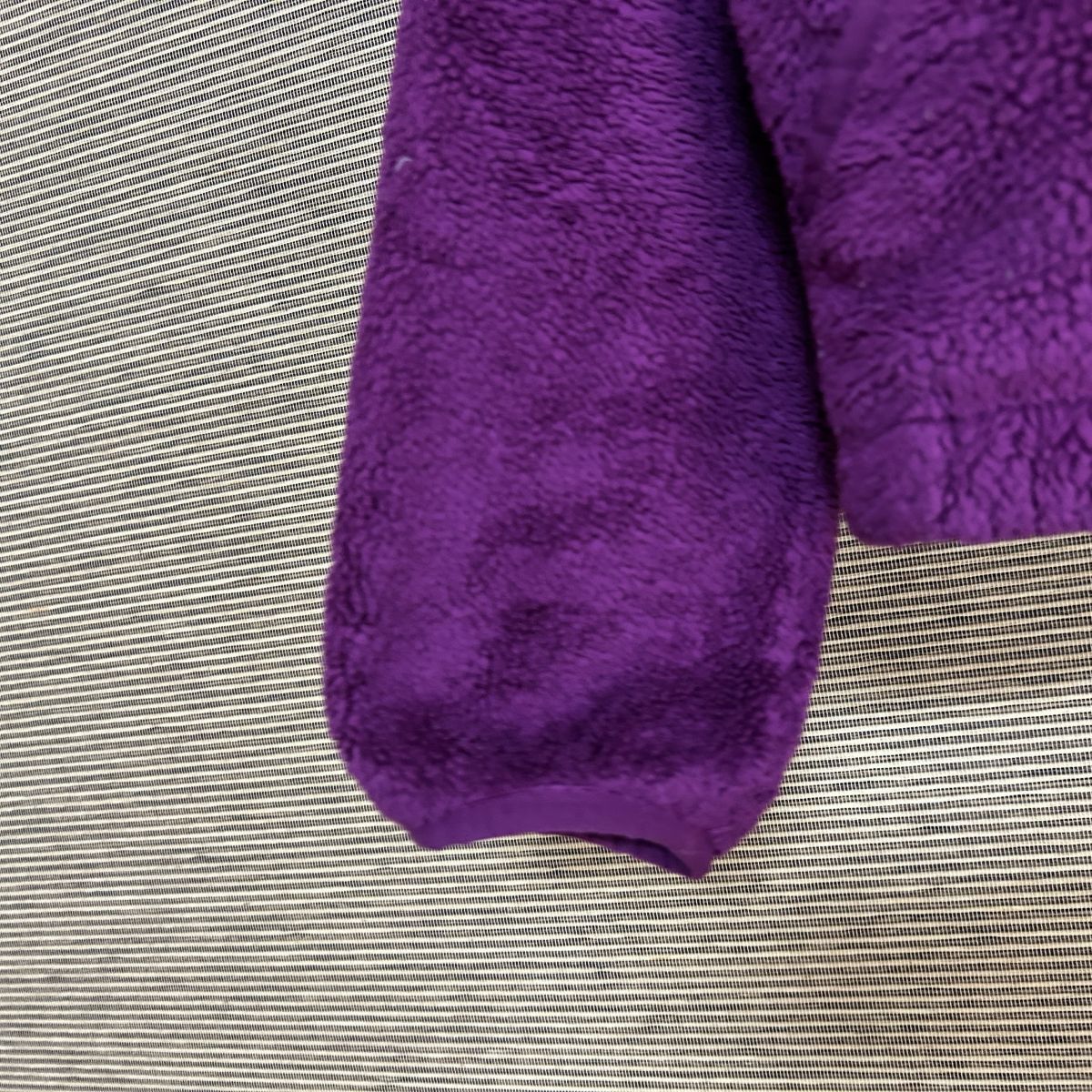 ノースフェイス　フリースジャケット　子供110　刺繍　紫パープル　キッズG1 古着　入手困難　激レア　希少 人気　ワンポイントロゴ_画像7