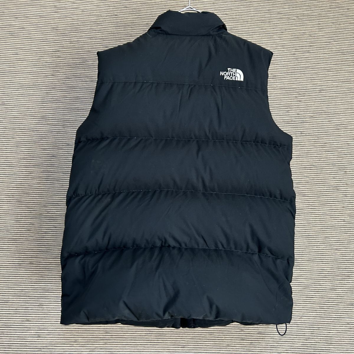 ノースフェイス ダウンベスト　子供150　黒ブラック　刺繍　キッズG1 古着　入手困難　激レア　希少 人気　ワンポイントロゴ　訳あり激安_画像8