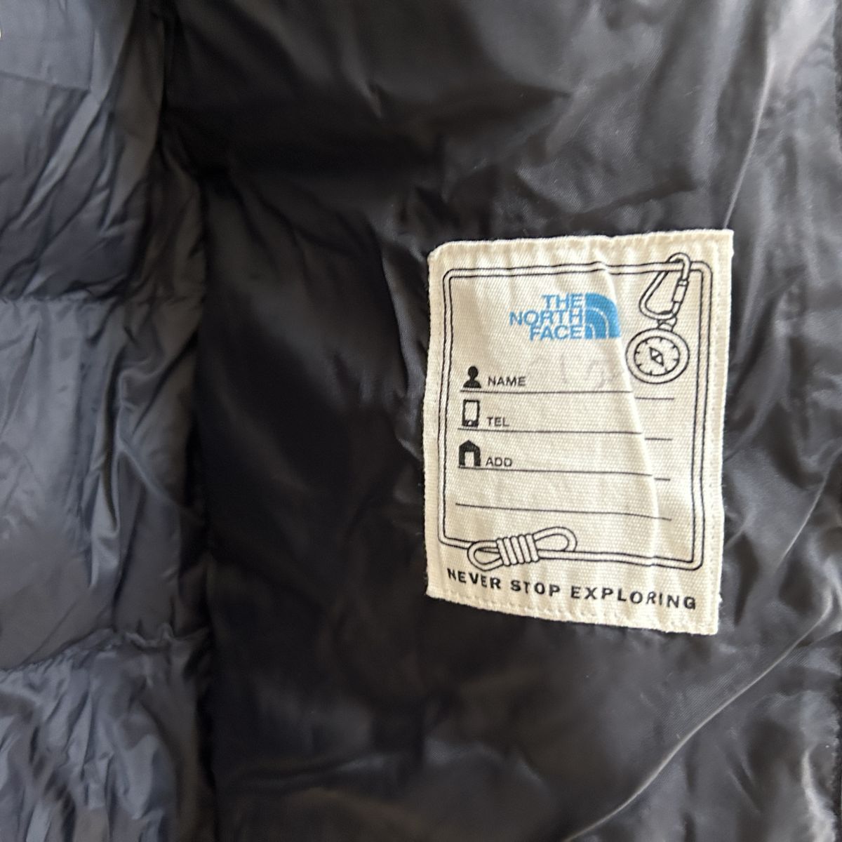 ノースフェイス　ロングダウンコート　ベンチコート　子供150キッズ 黒肩ロゴF3　古着　入手困難　激レア　人気　希少 ワンポイントロゴ_画像9