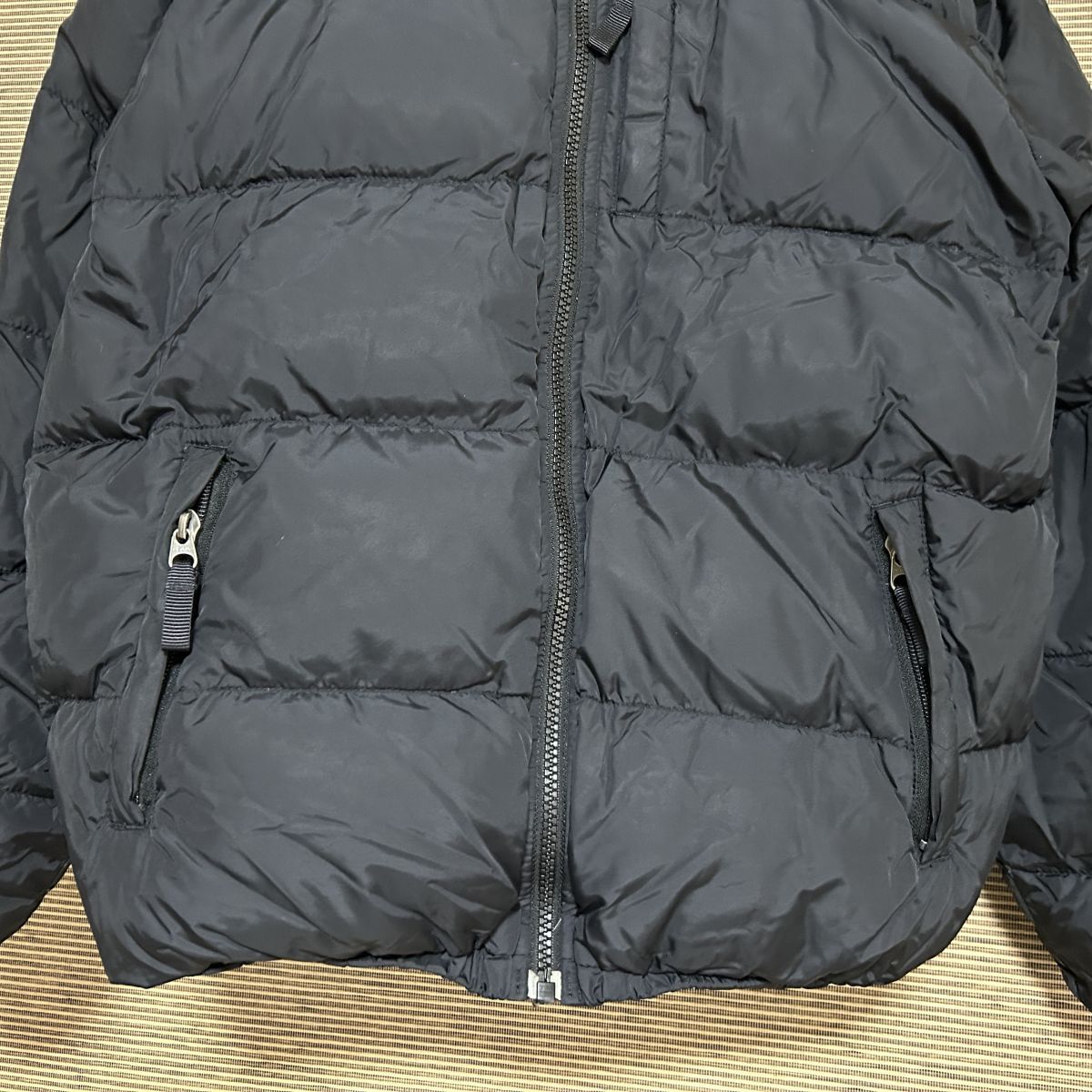 ノースフェイス　ダウンジャケット リバーシブル　子供150　黒ブラック刺繍E3　古着　入手困難　激レア　人気 ワンポイント　キッズ US規格_画像4