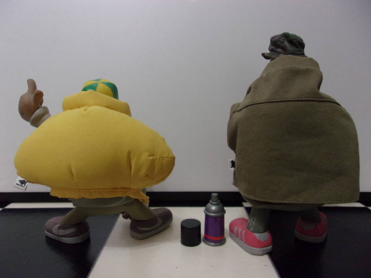 Michael Lau 2体 スプレー缶 フィギュア マイケルラウ 人形 ソフビ オブジェ インテリア 置物 GRAFFITI ART 芸術美術 BanksyバスキアFUTURA_画像3