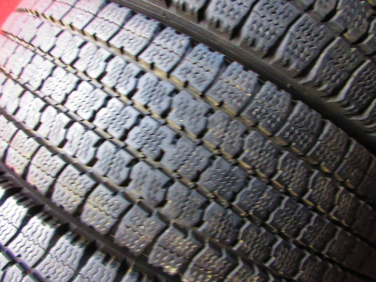 スタッドレス 4本 205/70R17.5 115/113N LT トーヨー DELVEX M935 2022年 2トン トラック エルフ キャンター ダイナ デュトロ等★3238Y_画像6