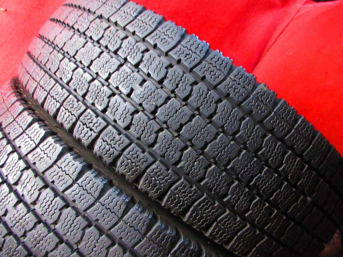 スタッドレス 2本 205/70R17.5 115/113N LT トーヨー TIRES DELVES M935 2トン トラック エルフ キャンター ダイナ デュトロ等★3240Y_画像3