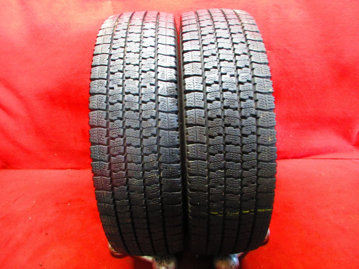 スタッドレス 2本 205/70R17.5 115/113N LT トーヨー TIRES DELVES M935 2023年 2トントラック エルフ キャンター ダイナ デュトロ★3241Y_画像1