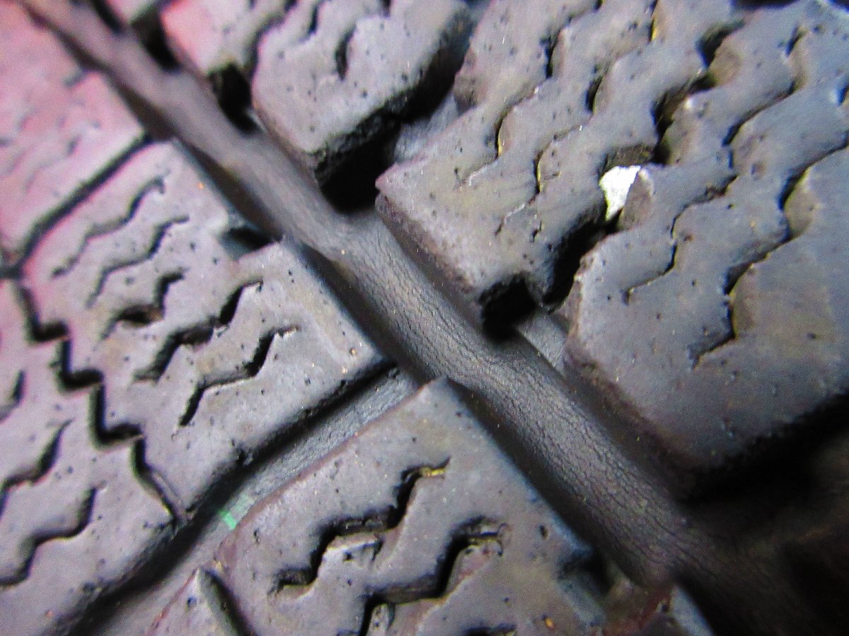 スタッドレス 4本 205/70R17.5 115/113N LT トーヨー DELVEX M935 2022年 2トン トラック エルフ キャンター ダイナ デュトロ等★3238Y_画像7