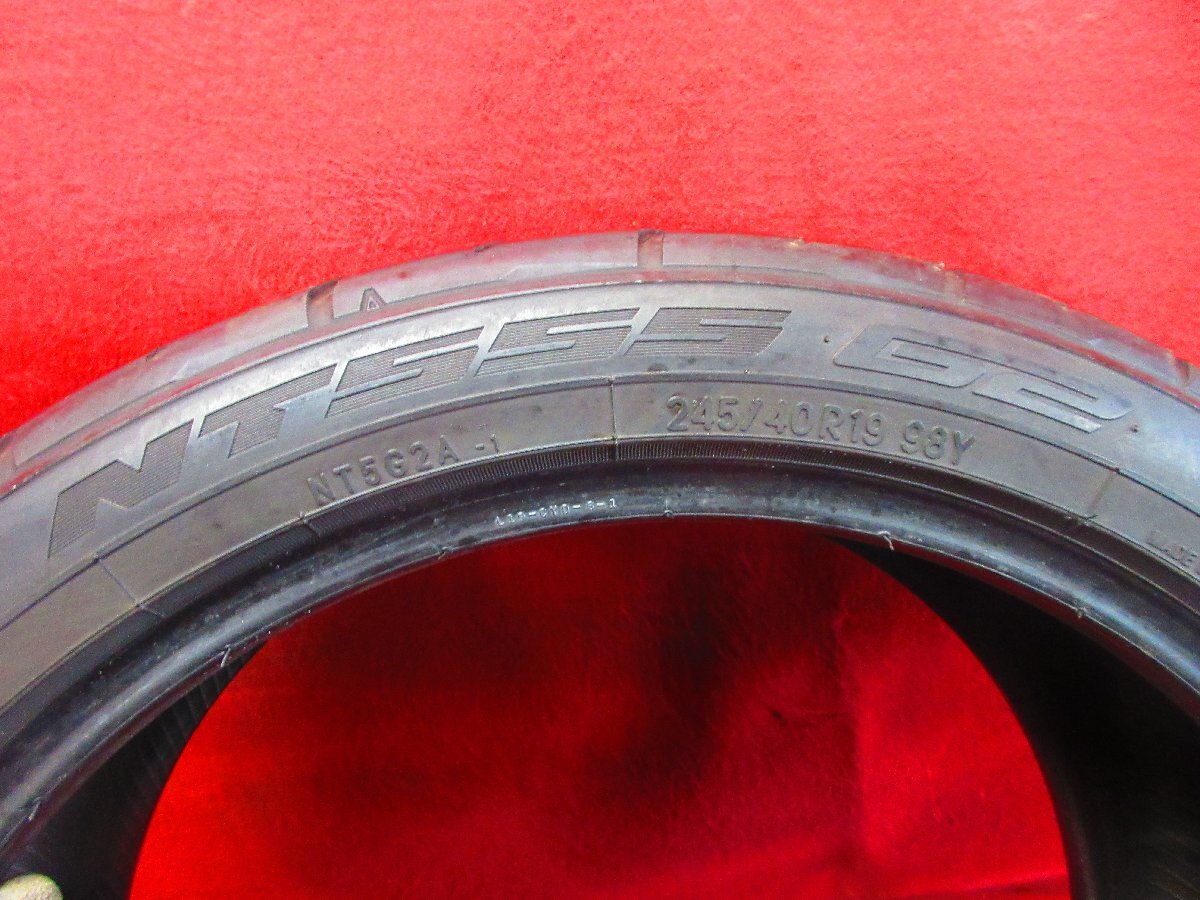 タイヤ 2本 245/40R19 NITTO NT 555 G2 2021年 溝アリ 送料無料★16434T_画像4