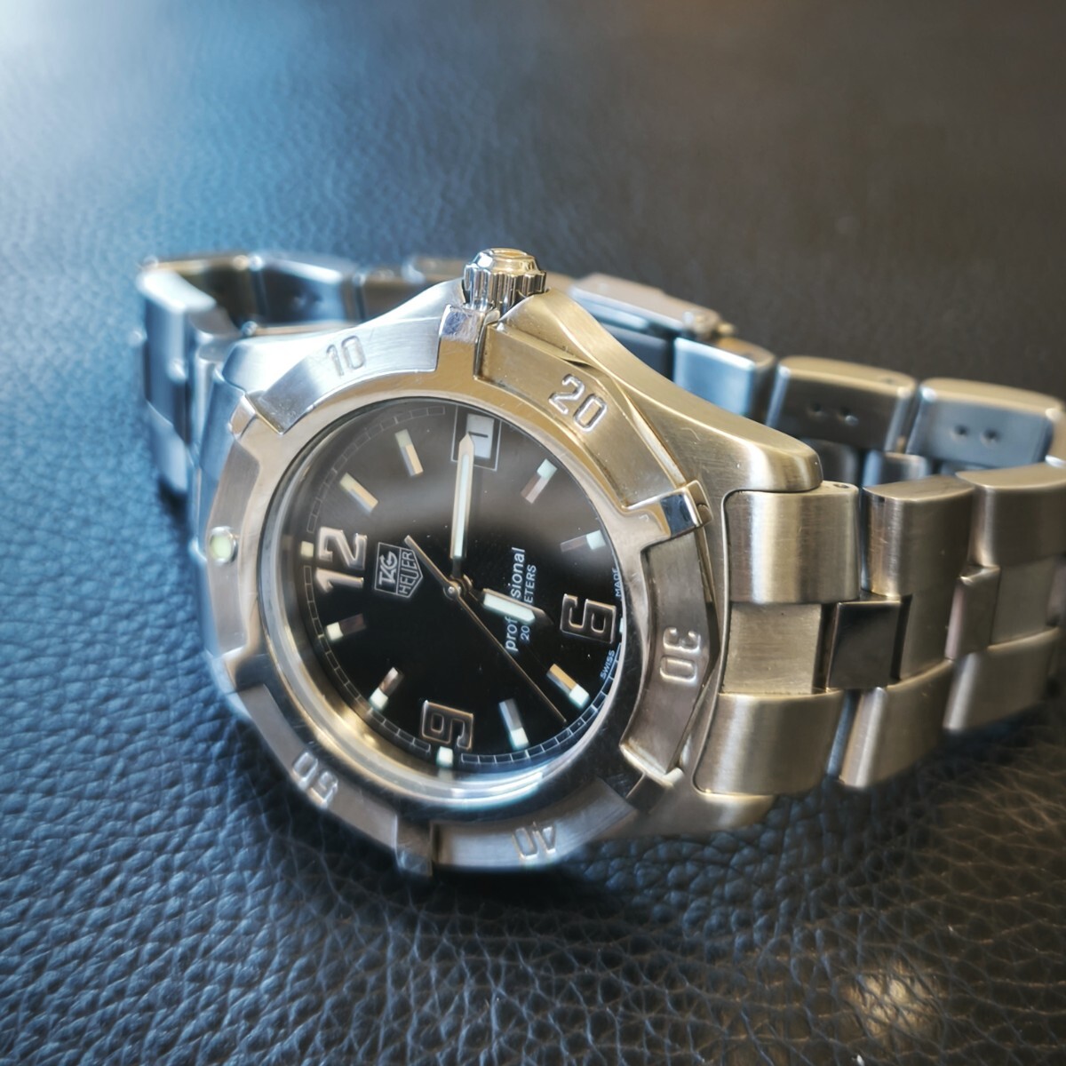 【1円〜】電池交換済 タグホイヤー エクスクルーシブ WN1110 黒文字盤 メンズ 腕時計 腕回り19.5cm ダイバーズ 稼働品 TAG HEUER_画像2