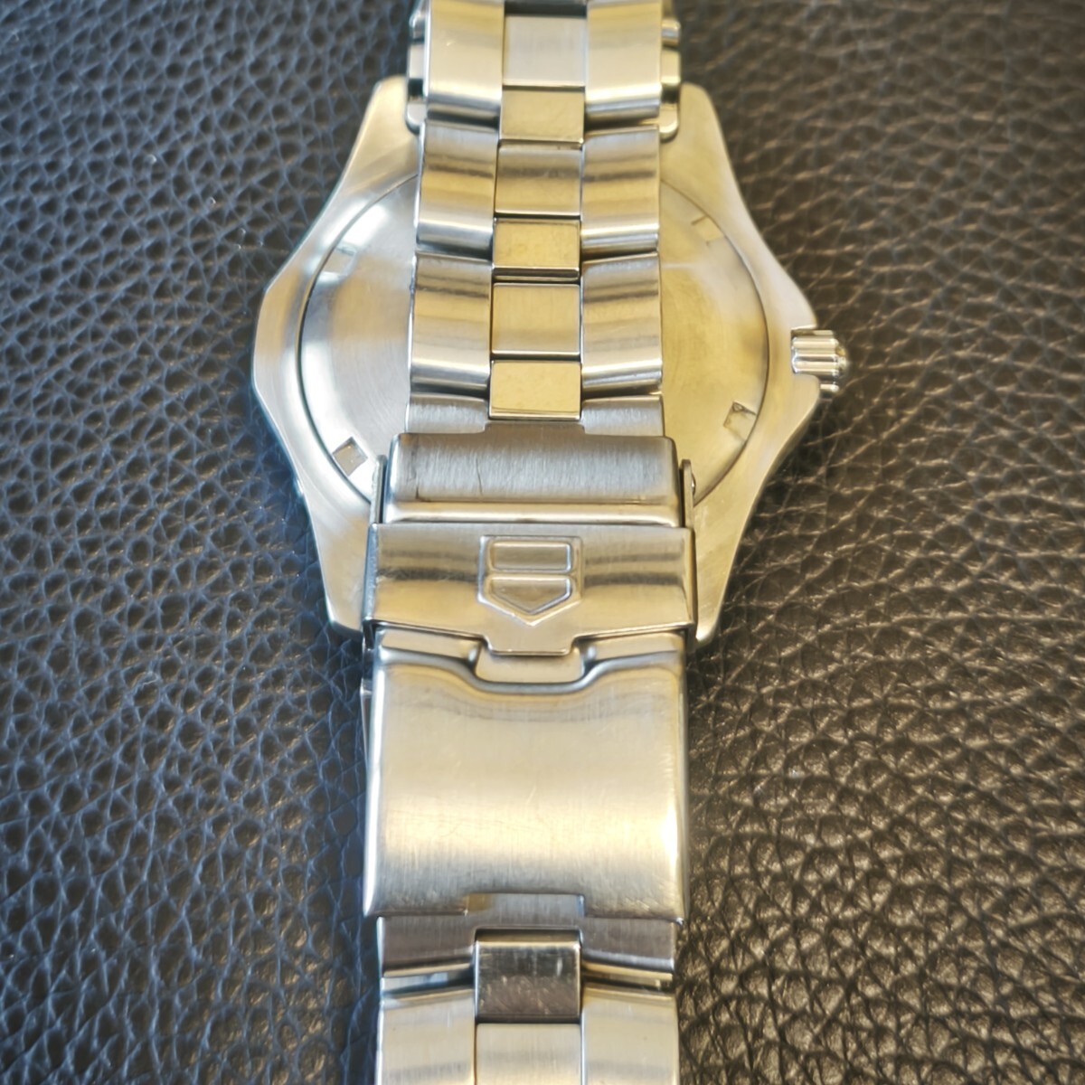 【1円〜】電池交換済 タグホイヤー エクスクルーシブ WN1110 黒文字盤 メンズ 腕時計 腕回り19.5cm ダイバーズ 稼働品 TAG HEUER_画像5