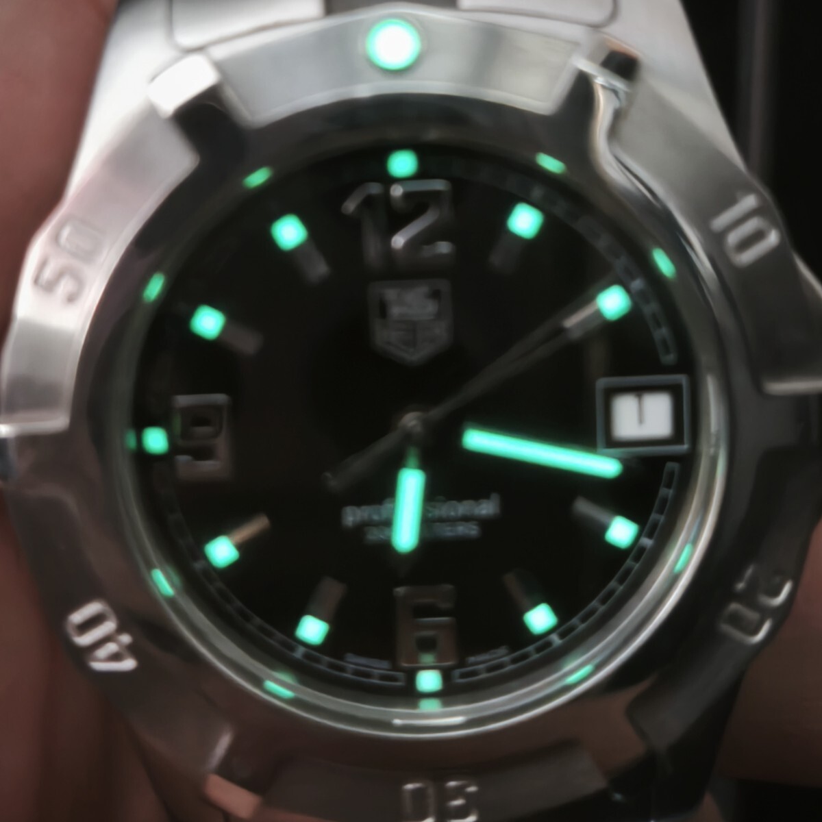 【1円〜】電池交換済 タグホイヤー エクスクルーシブ WN1110 黒文字盤 メンズ 腕時計 腕回り19.5cm ダイバーズ 稼働品 TAG HEUER_画像7