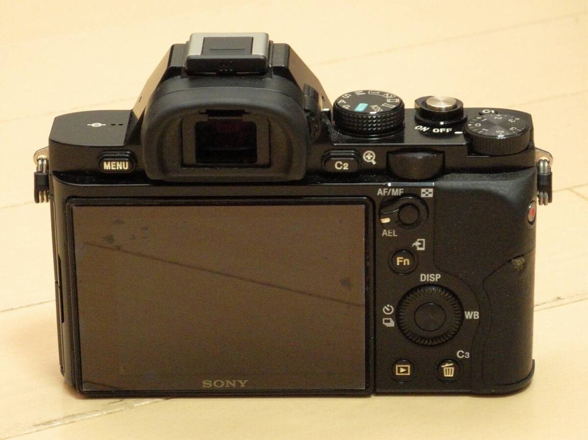 * первое поколение Sony SONY α7 Junk, источник питания не работает *