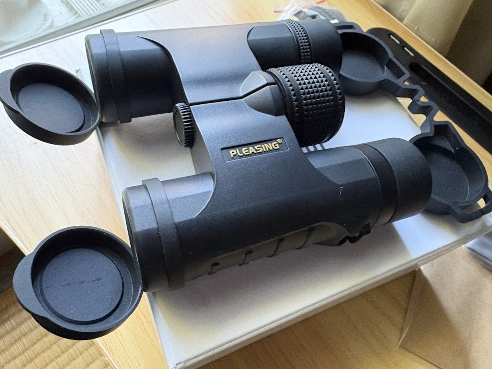 賞月観星　PLEASING HR8x25WP 双眼鏡_画像2