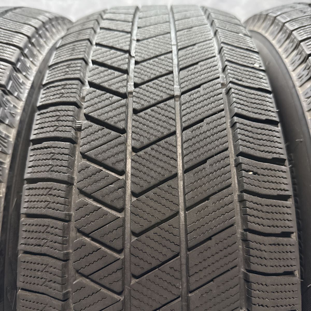 205/65R15 BRIDGESTONE/VRX3 2022年製 4本 ステップワゴン ストリーム アコード クラウン カムリ プロナード MPV グランディス_画像3