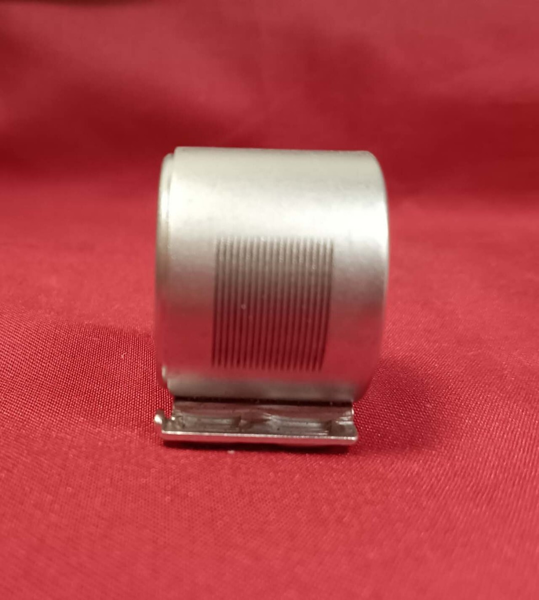 良品 ライカ LEITZ SBOOI 5cm 50 外部ビューファインダー LEITZ WETZLAR GERMANY 純正皮ケース付き_画像4