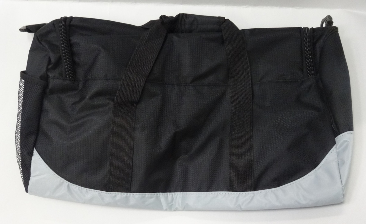 * Mickey Mouse сумка не использовался размер примерно 50cmx31cmx20cm