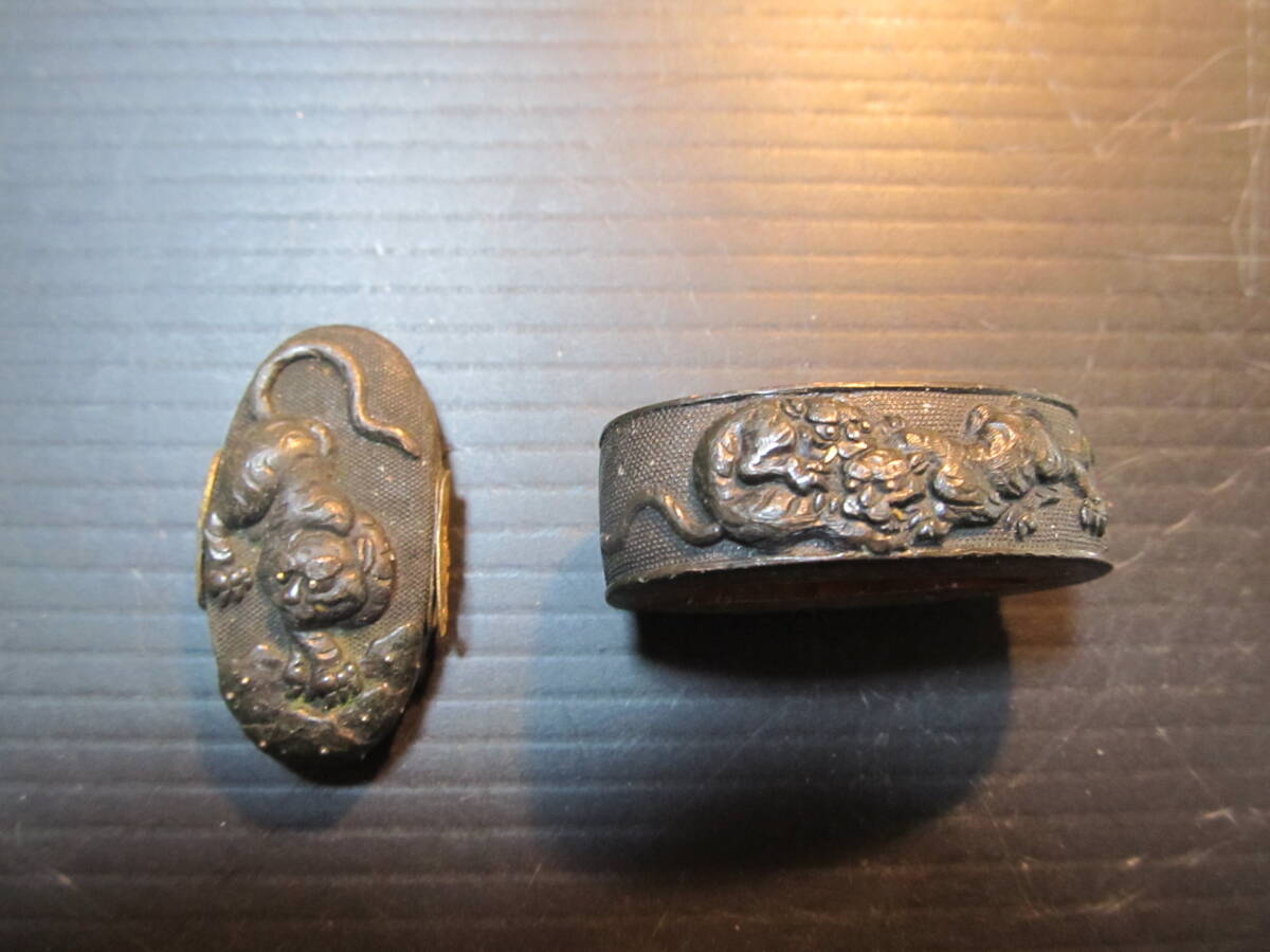 縁頭「猛虎の図」桐箱付き！！_画像2