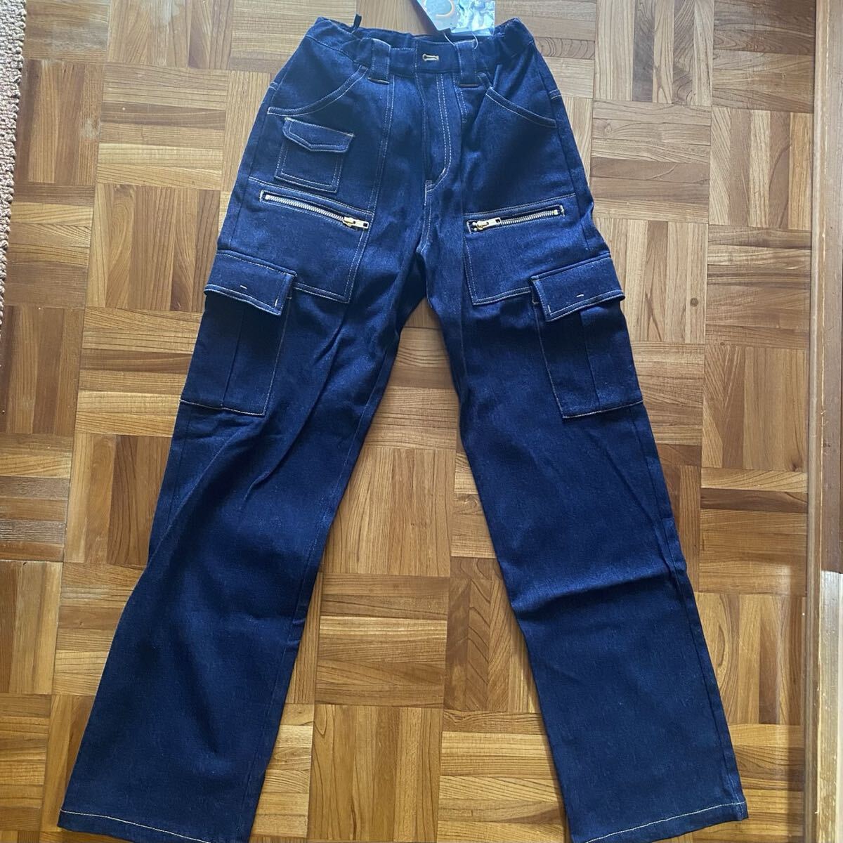 クマのエイミーちゃん新品未使用160サイズジーンズ_画像3