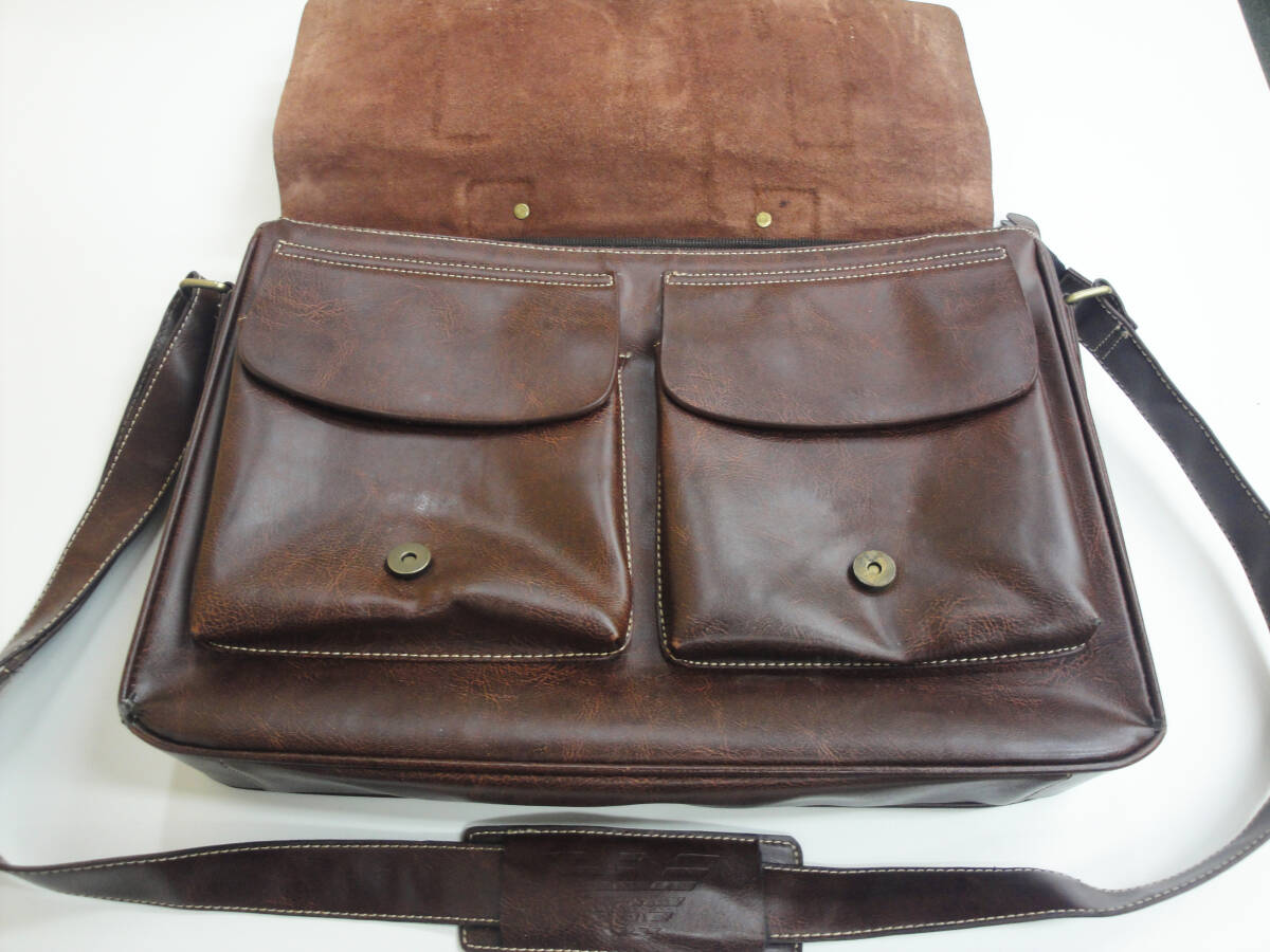 訳アリGIORGIO ARMANI(ジョルジオ・アルマーニ)レザーブリーフケース USED_画像5