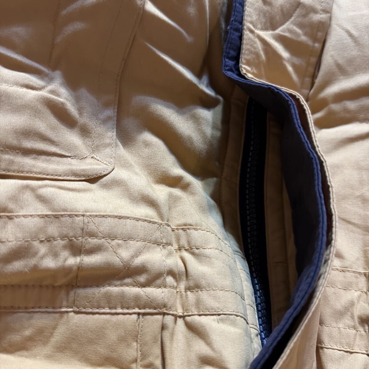 マウンテンジャケット　中綿系　防寒系　ビックサイズ　オーバーサイズ　アウトドア　ユーロ古着_画像5