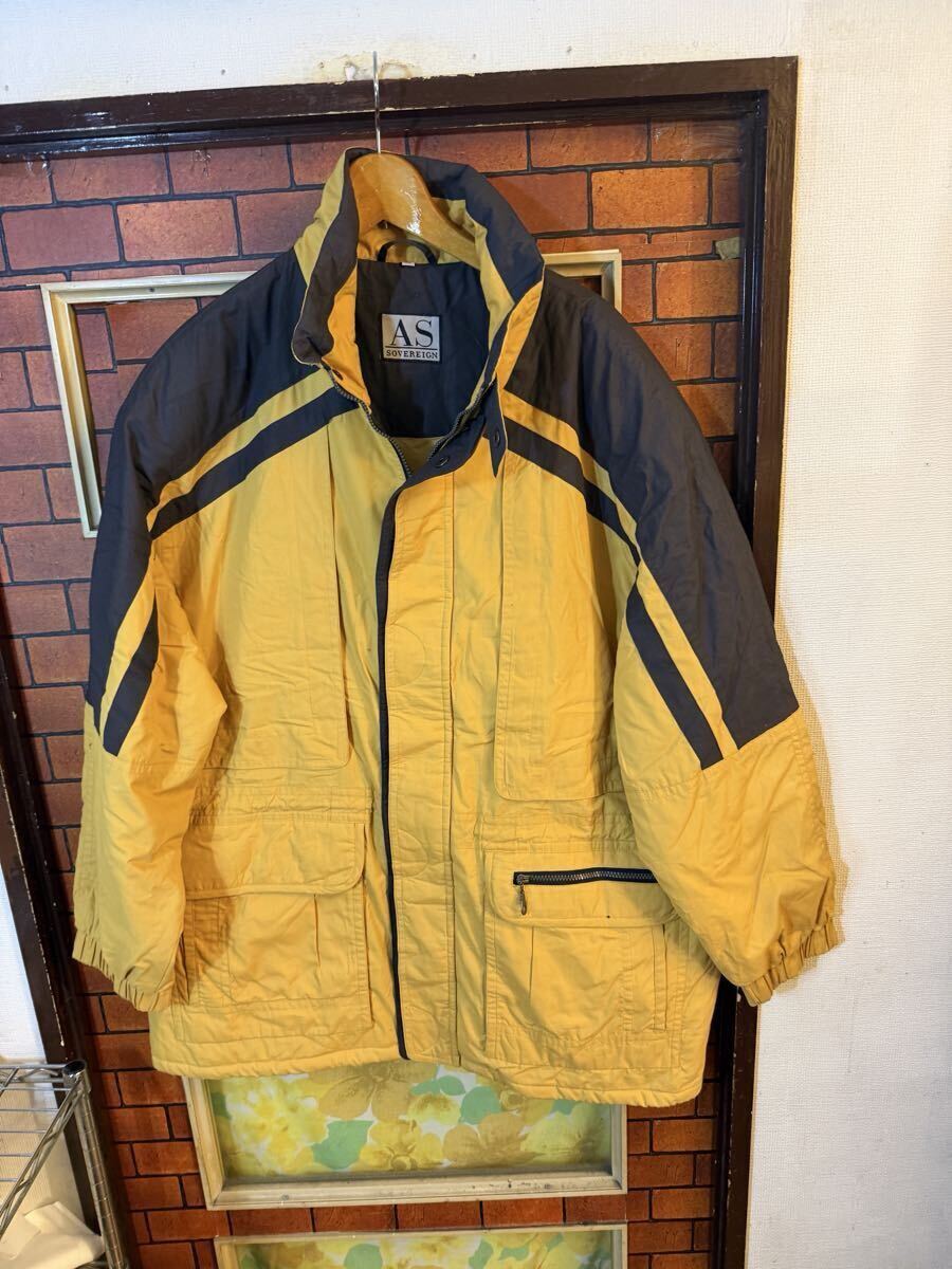 マウンテンジャケット　中綿系　防寒系　ビックサイズ　オーバーサイズ　アウトドア　ユーロ古着_画像1