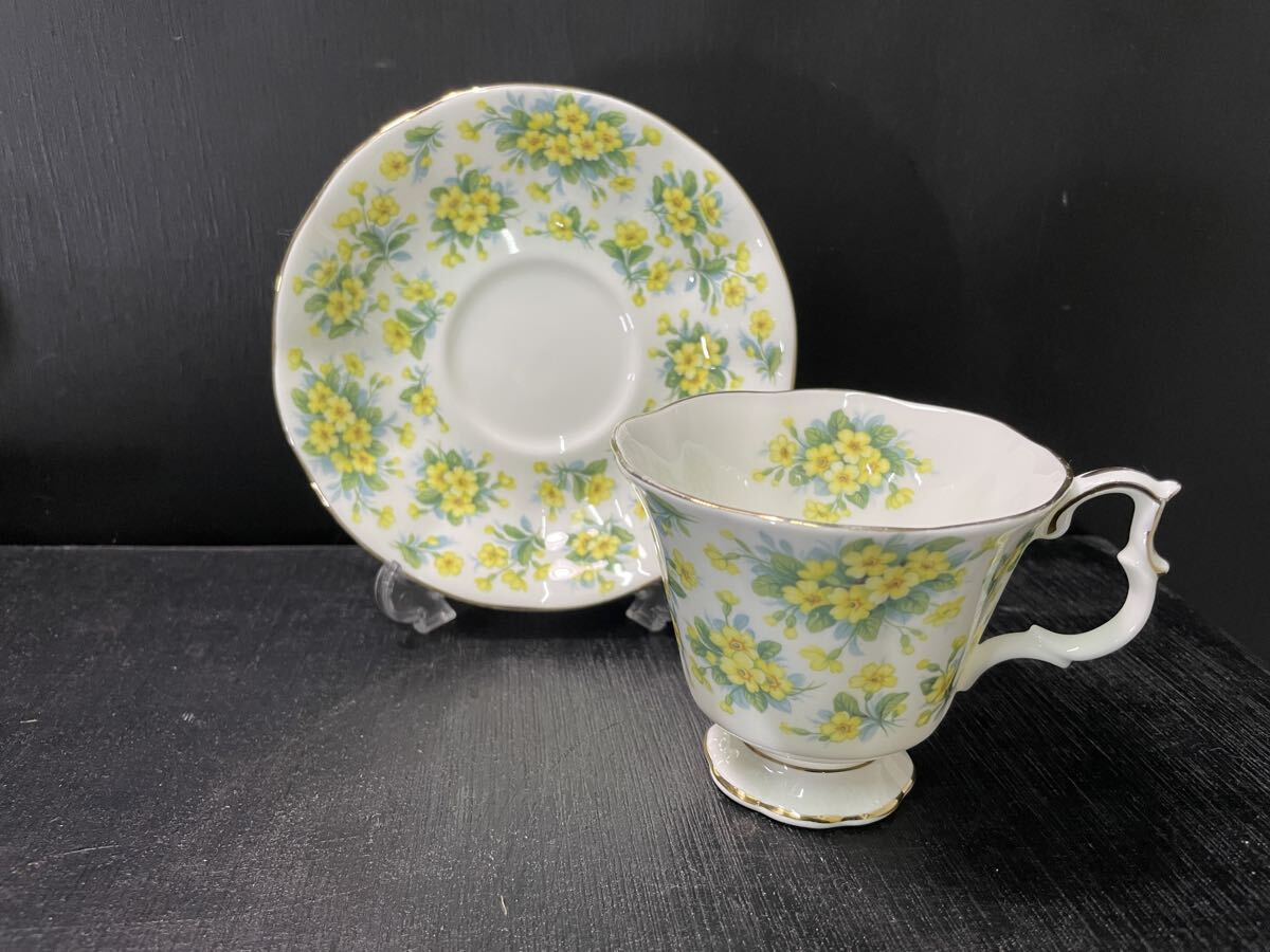 ROYAL ALBERT DRURY LANE 廃盤品 カップ ソーサー 花柄 食器 洋食器 ブランド食器 希少 インテリア コレクション ロイヤルアルバート_画像3