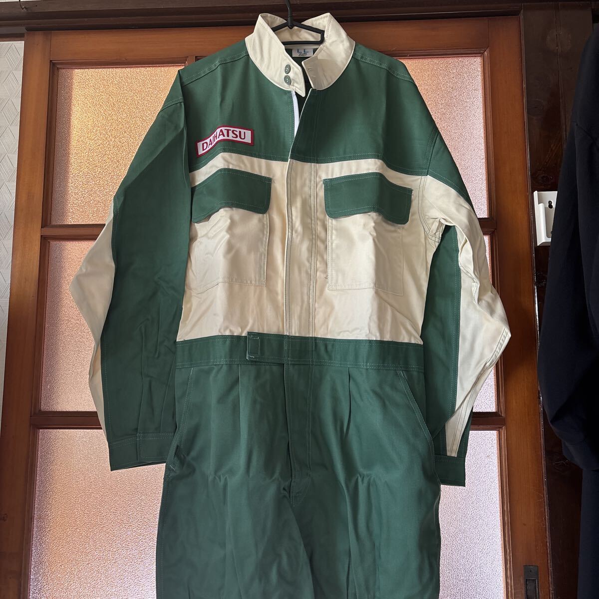 ダイハツ純正　つなぎ 作業着　 整備士_画像2