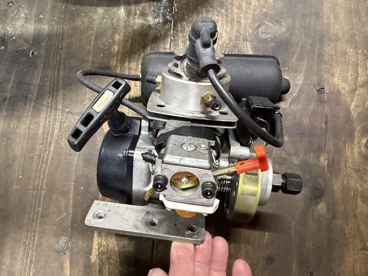 BAYBIT T40B ガソリンエンジン　40cc_画像1