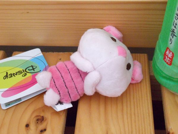 【送料無料】海外★即決♪ ディズニー くまのプーさん ピグレット ひょっこりぬいぐるみのマスコット人形♪_画像3