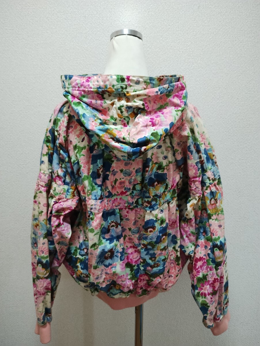 IS アイエス 花柄ブルゾン☆美品 激レア_画像2