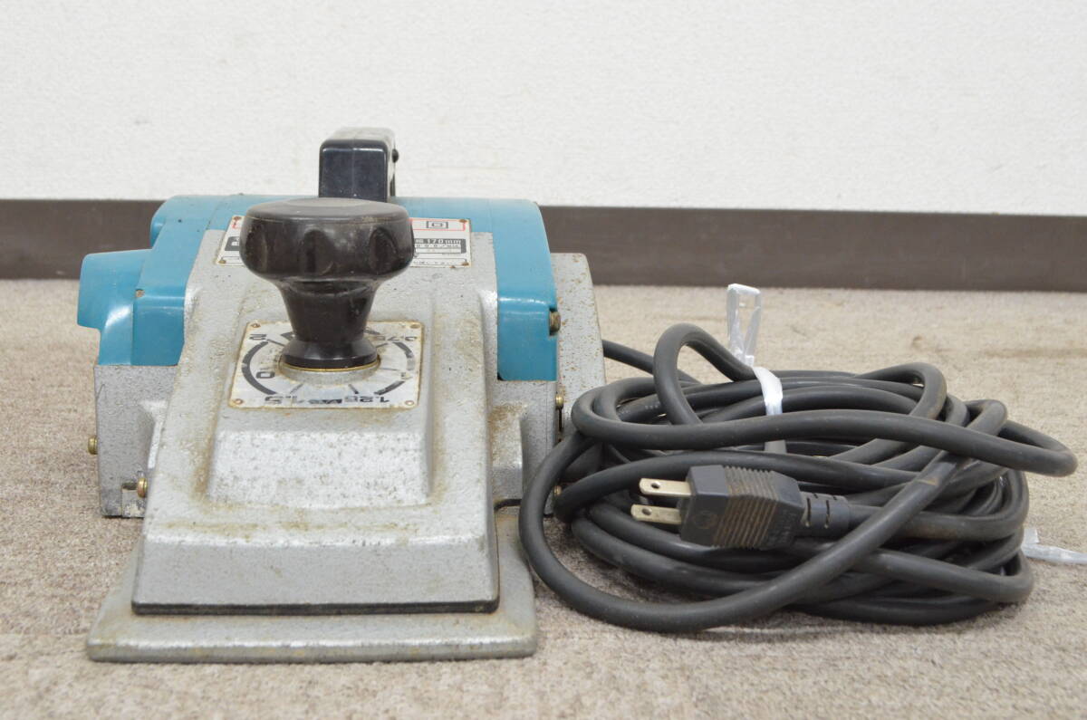Y◆通電OK◇makita マキタ 1806B 電気カンナ 有効切削幅 170mm 製造年月 88.3 電動カンナ 電動工具◆_画像2