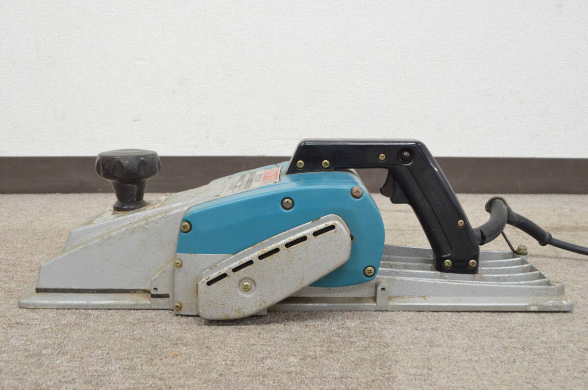 Y◆通電OK◇makita マキタ 1806B 電気カンナ 有効切削幅 170mm 製造年月 88.3 電動カンナ 電動工具◆_画像3