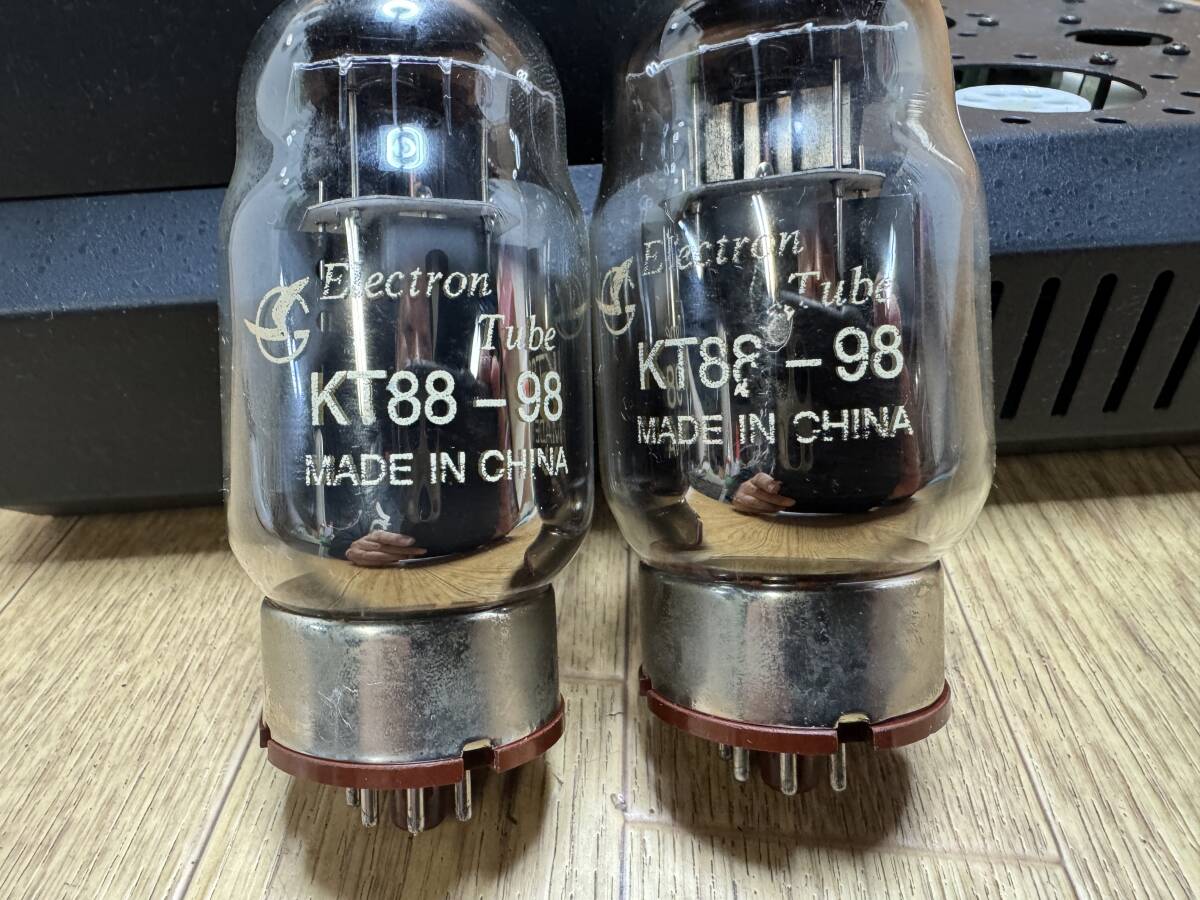 程度良 EK JAPAN/ELEKIT イーケージャパン エレキット 真空管/管球式ステレオパワーアンプ TU-877 エレクトロン KT88-98付 通電確認済_画像6