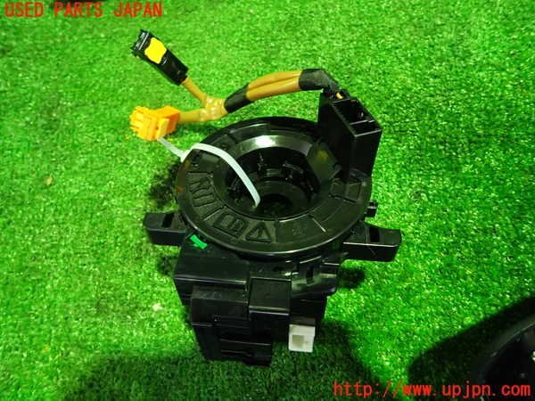 1UPJ-28126800]レクサス・CT200h(ZWA10)スパイラルケーブル(リール) 中古_画像1