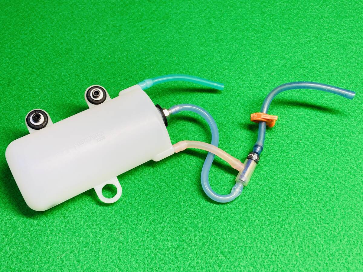 管00-513☆HIROBOヒロボー パーツ D3 リザーブタンク☆送料230~匿名配送~同梱可_画像2