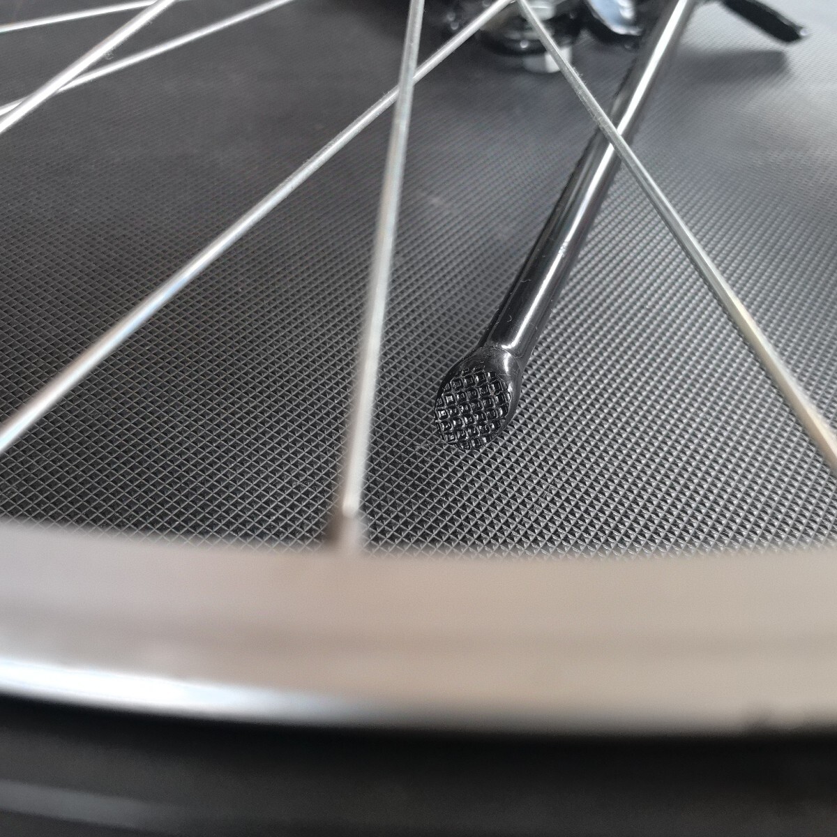 ★引取限定★ 未使用品 Redlof 折畳車 26インチ ATB ルドルフ 18SPEED ブラック 自転車_画像7