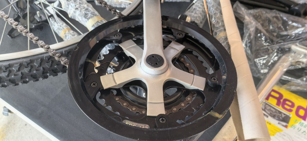 ★引取限定★ 未使用品 Redlof 折畳車 26インチ ATB ルドルフ 18SPEED ブラック 自転車_画像4