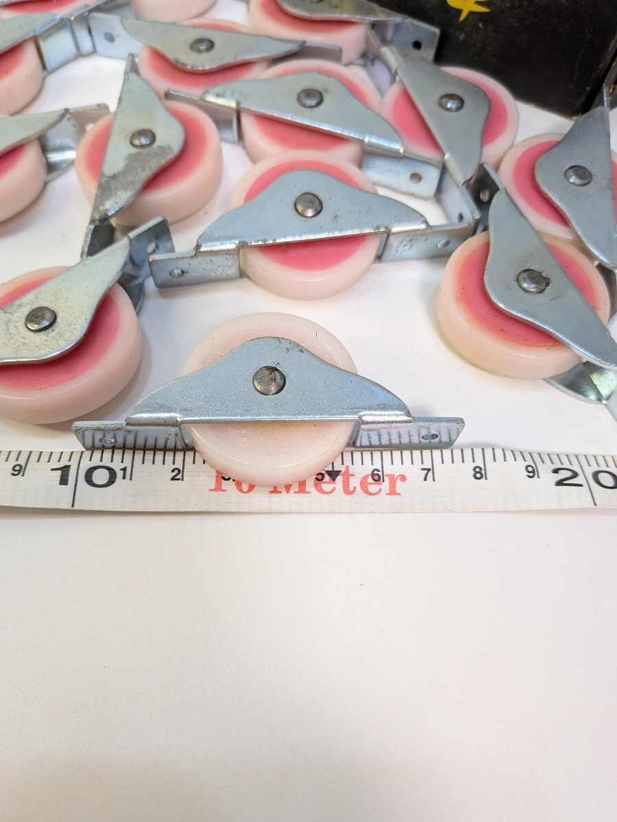 シンギ　オイル戸車　16個　プラスチック戸車 コマ 建具 引戸_画像4