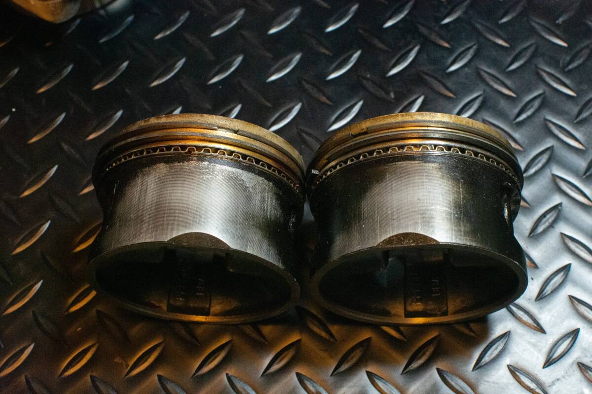 ビューエルS1　純正シリンダー＆ピストン　Buell 　スポーツスター　XL1200_画像5