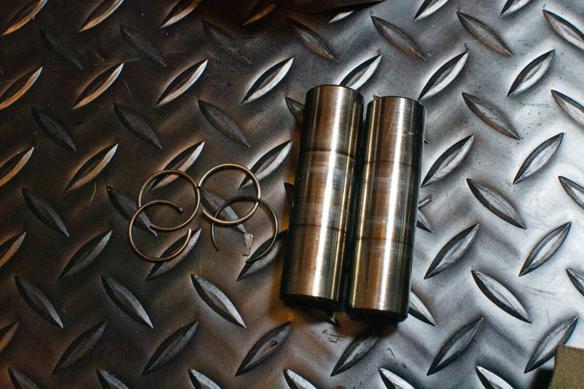 ビューエルS1　純正シリンダー＆ピストン　Buell 　スポーツスター　XL1200_画像7