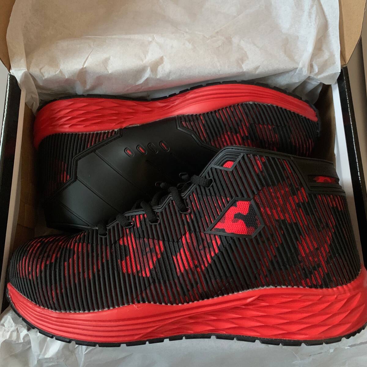 27.0cm 新品即決 Z-DRAGON セーフティシューズ ジードラゴン 自重堂 安全靴 作業靴 Z DRAGON ミドルカット スニーカー レッドカモフラ_画像2