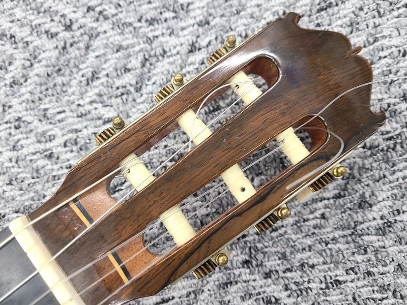 【ジャンク品】Paul Fisher クラシックギター ポールフィッシャー ケース付き 1円~ Y8894+_画像4