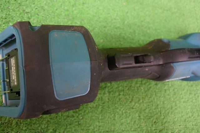 TMO 8A30 マキタ GA020G 125mm充電式ディスクグラインダ 40V対応 本体のみ_画像6