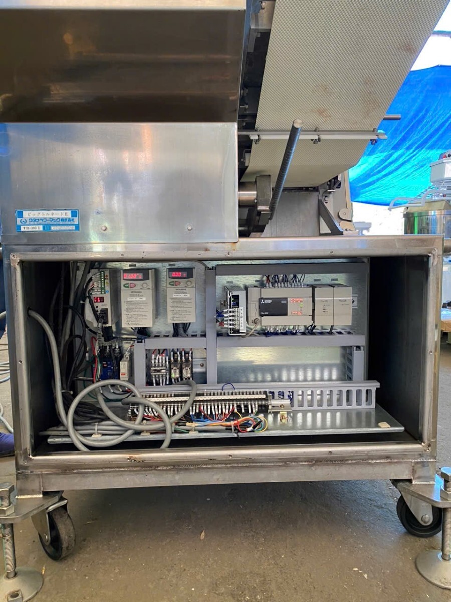 ワタナベフーマック WTD-300Ⅱ ビッグトルネード 食肉用スライサー ミートスライサー 食品加工 業務用 ベルトコンベア付き 三相200V_画像9