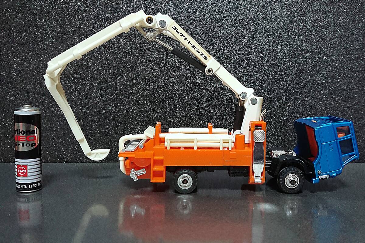 ☆ 未使用 可動部多数 1970～80年代 日本製 シンセイ 三菱 コンクリートポンプ車 ミニパワー JAPAN_画像6