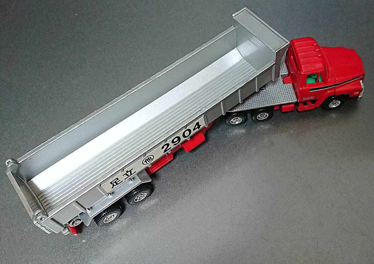 ☆1980年代 日本製 大型 トミカ ダンディ UD ニッサン ディーゼル トレーラー ダンプ JAPAN TOMICA DANDY_画像8